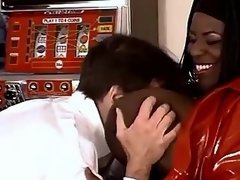 Giant ebony w huge boobs tempts guy